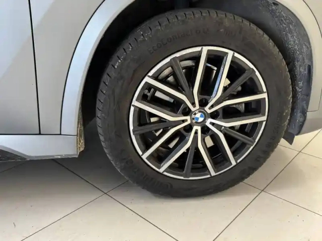 Bmw X1 xdrive 23d 211ch dkg7 — photo 11