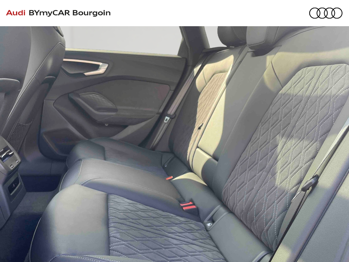 Audi A5 Avant e-hybrid 299 ch S tronic 7 Quattro — photo 12