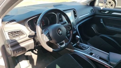Renault Megane 1.5 Blue dCi 115 EDC6 - Intens – 2020 – 91808 km – Diesel – Boîte Automatique — photo 38