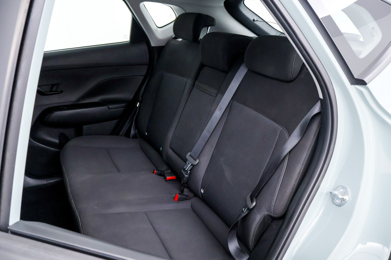 Hyundai Kona — photo 33