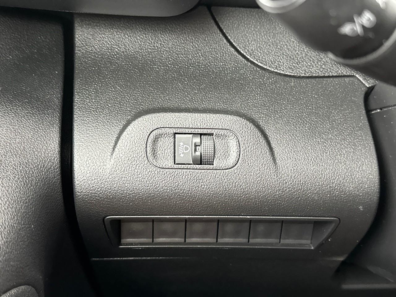 Peugeot Partner fourgon standard 650 kg bluehdi 100 s&s bvm6 premi — photo 16