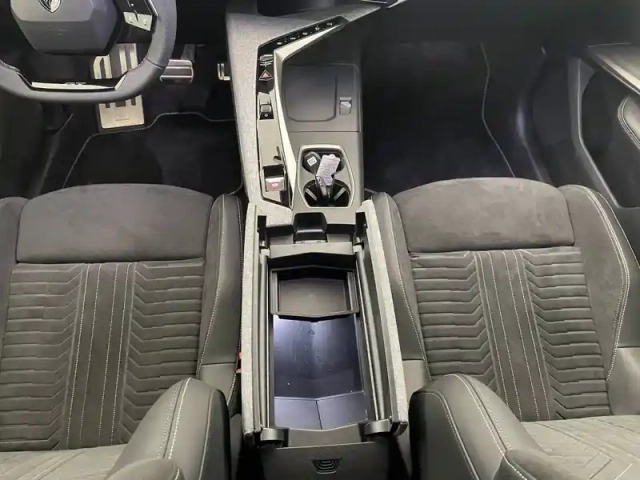Peugeot 5008 hybrid 145 e-dcs6 — photo 25