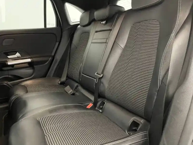Mercedes Eqa 250 — photo 103