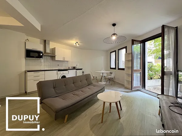 Busca T2 de 43.30 m² - Terrasse - Parking en sous-sol