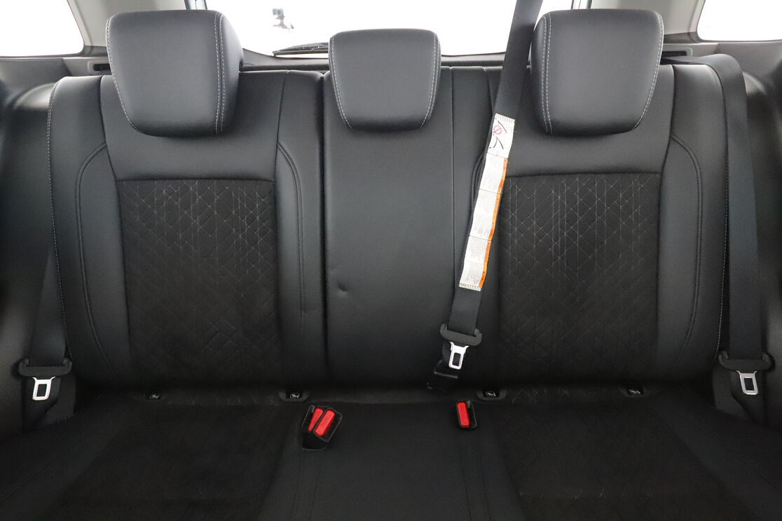 Suzuki Vitara 1.4 BoosterJet Hybrid Style Auto — photo 14