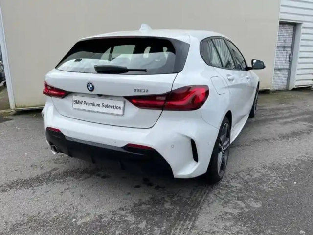 Bmw Serie 1 série 1 116ia 109ch m sport dkg7 — photo 2
