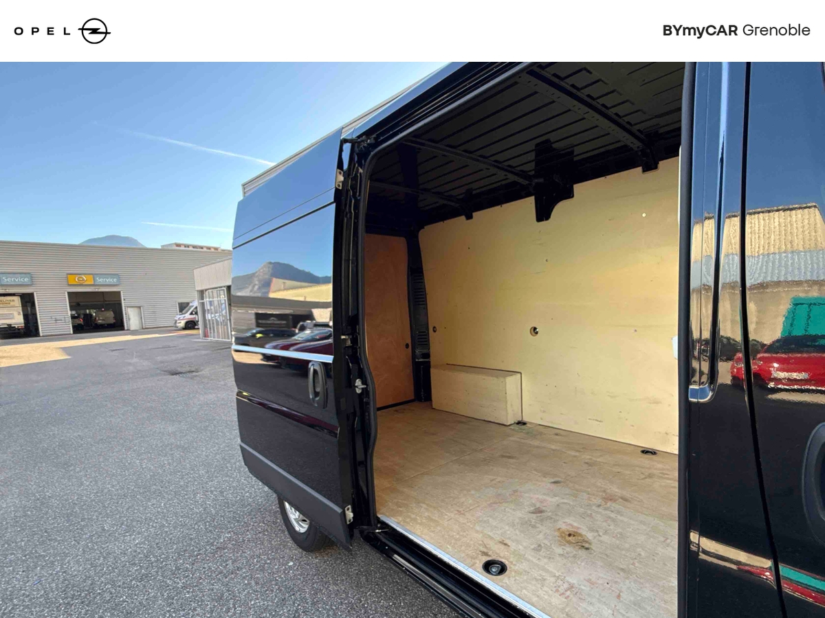Peugeot BOXER TOLE 330 L2H2 BLUEHDI 140 S&amp;S — photo 21