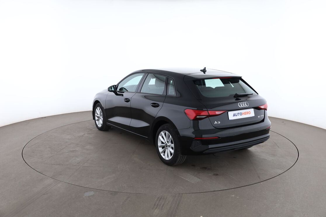 Audi A3 Sportback 30 TFSI mHEV S Tronic — photo 3