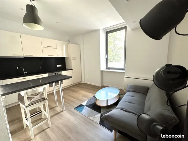 Superbe F2 meublé et lumineux, conçu par une architecte d'intérieur