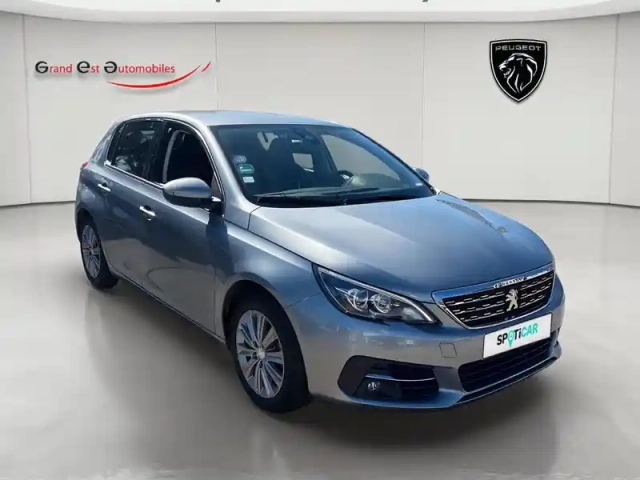 Peugeot 308 1.2 puretech 130ch ?6.c s&amp;s allure — photo 9