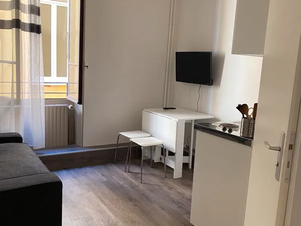 Studio Meublé