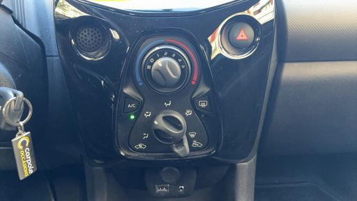 Peugeot 108 1.0 VTI 72 BMP5 - Allure – 2019 – 26929 km – Essence – Boîte Automatique — photo 7