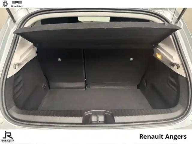 Renault Clio 1.5 blue dci 100ch evolution — photo 7
