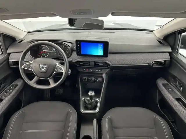 Dacia Jogger eco-g 100 7 places — photo 37