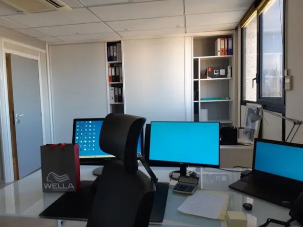 Bureaux 267 m²