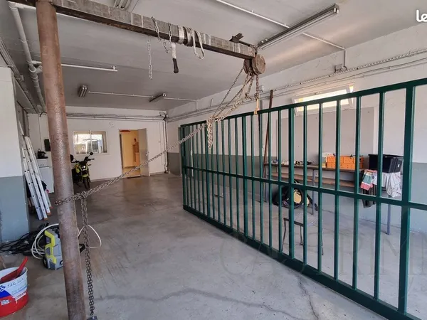 Bureaux 94 m² VENDARGUES
