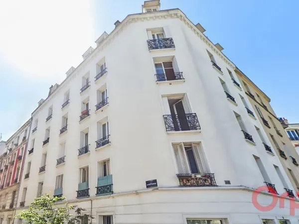 Chambre de service 1 pièce 8 m²