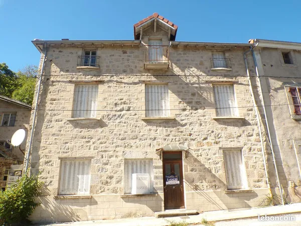 Maison 10 pièces 119 m²