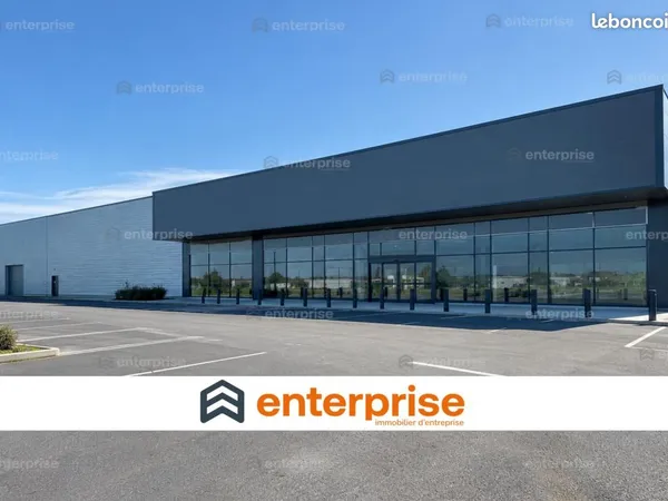Local commercial 2 000 m²