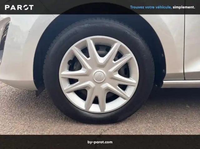 Ford Fiesta 1.5 tdci 85ch connect business 3p société — photo 14
