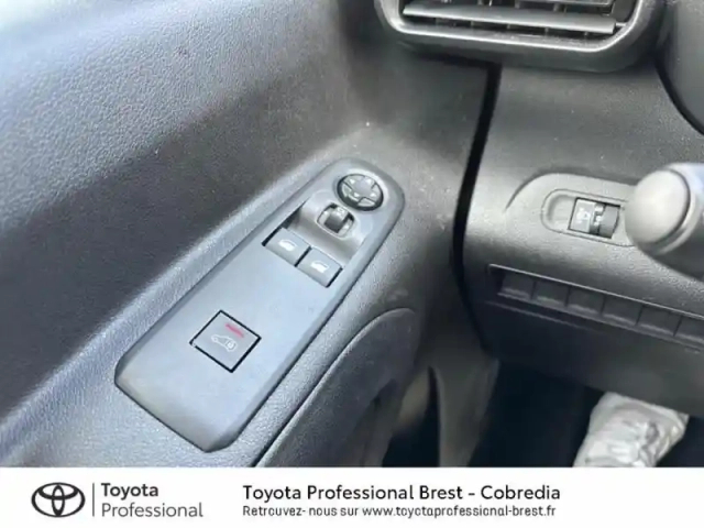 Toyota Proace city medium 110 vvt-i dynamic mc23 — photo 14
