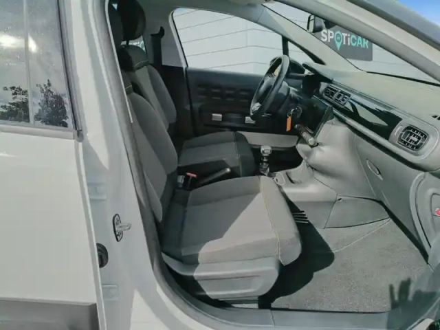Citroën C3 puretech 110 ch bvm6 max — photo 9