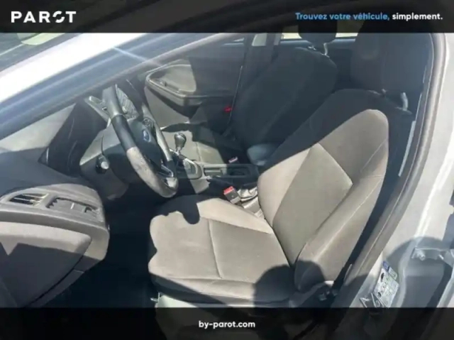 Ford Focus sw 1.0 ecoboost 100ch stop&amp;start trend — photo 10