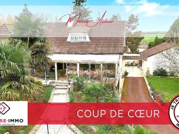 Magnifique Maison Familiale de 9 Pièces avec Jardin Arboré