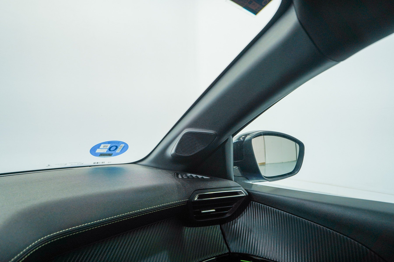 Peugeot 208 — photo 29