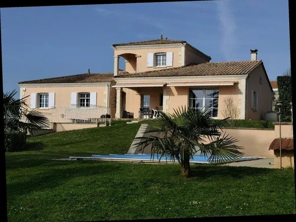 Maison à vendre 6 pièces RUELLE SUR TOUVRE (16)