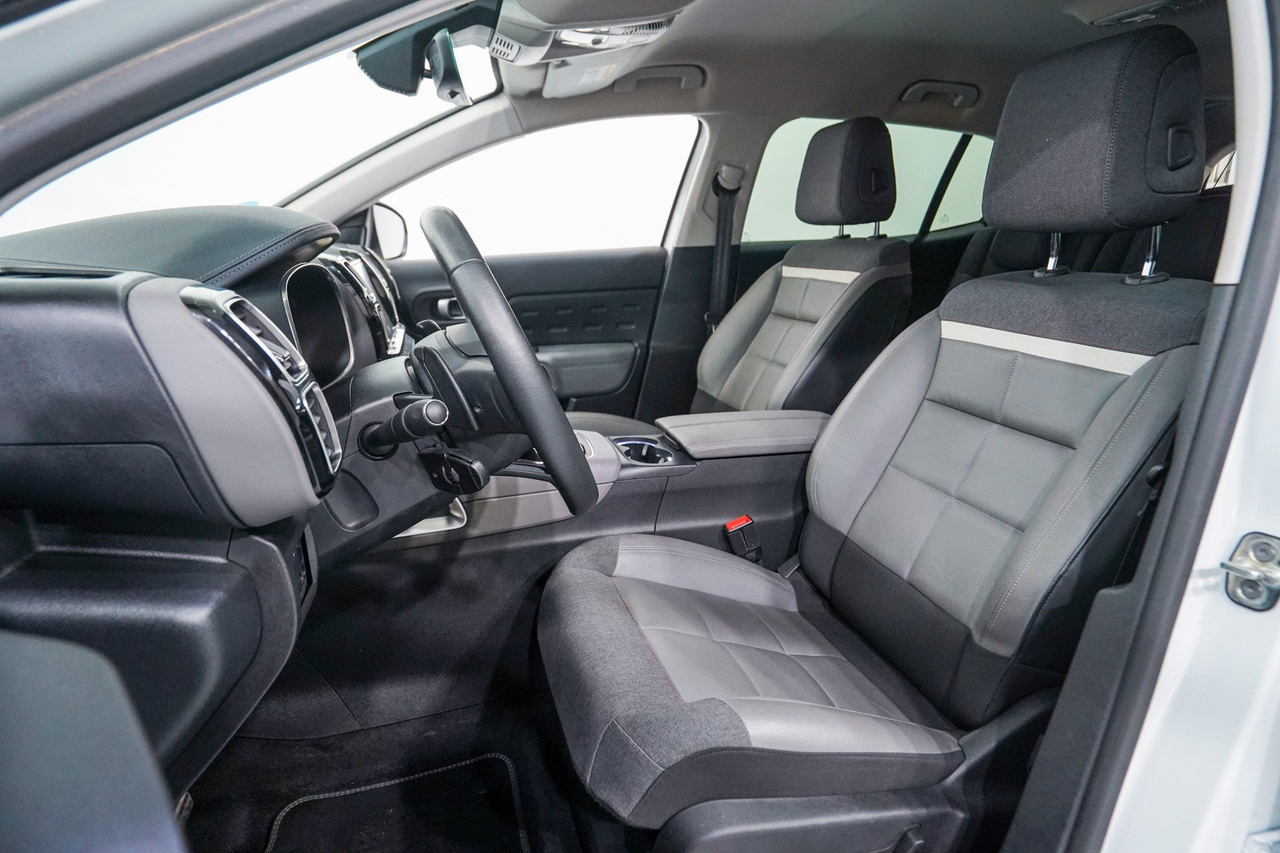 Citroën C5 Aircross — photo 12