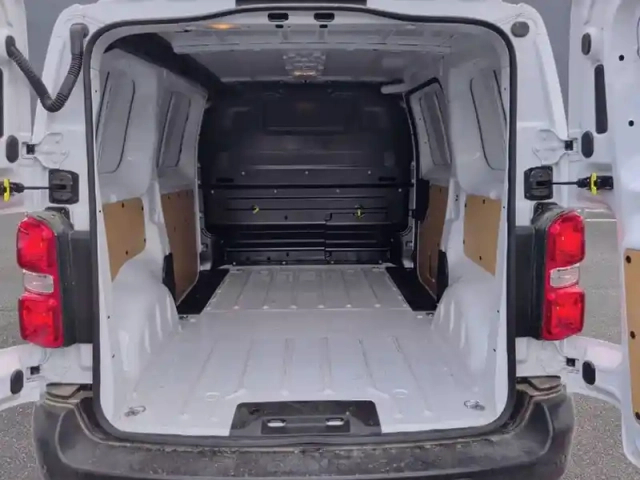 Peugeot Expert e- fgn m electrique 100kwh (136ch) batterie 75 kwh — photo 6