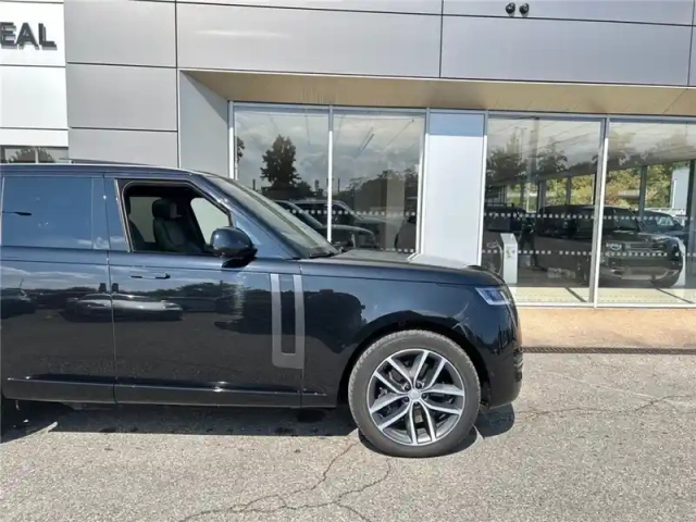 Land Rover Range Rover swb p550e phev awd — photo 20