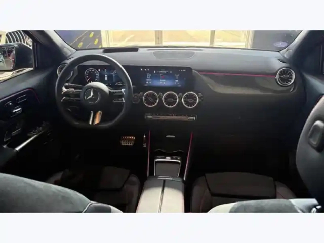 Mercedes Gla 250 e hybrid eq amg line — photo 11
