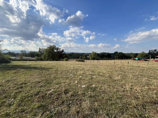 Terrain en individuel 1473 m²