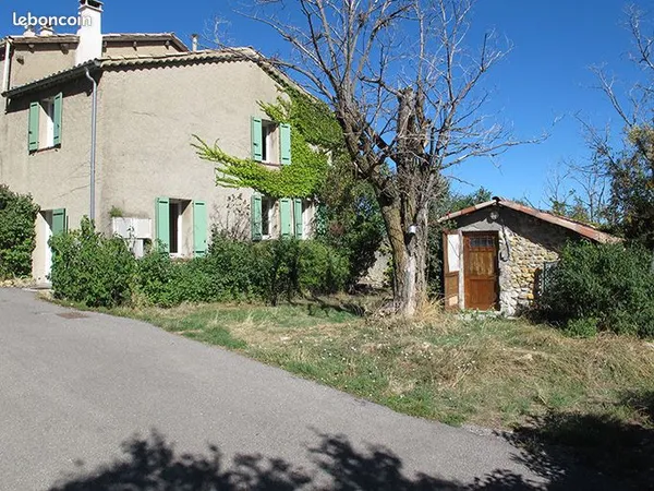 Maison de village sud de Digne