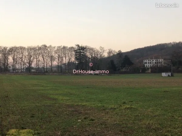 Inconnu 170000 m² foix
