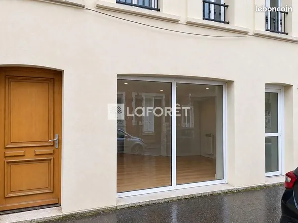 Local bureaux, restaurant 103 m²