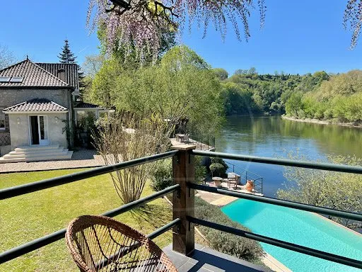 Maison 6 pièces 151 m²