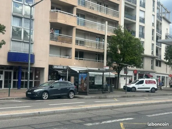 Librairie/Papeterie 40 m²