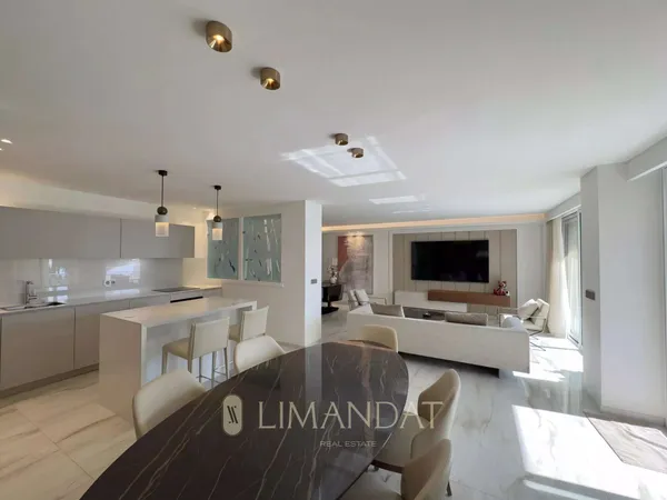 Appartement 3 pièces 127 m²