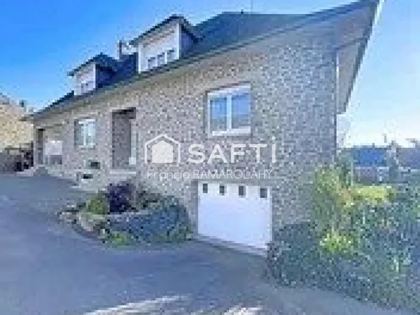 Maison en pierre pleine de caractère