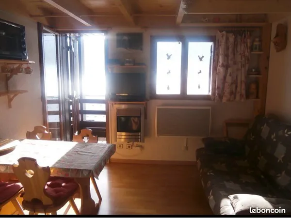 Appartement style montagnard rénové