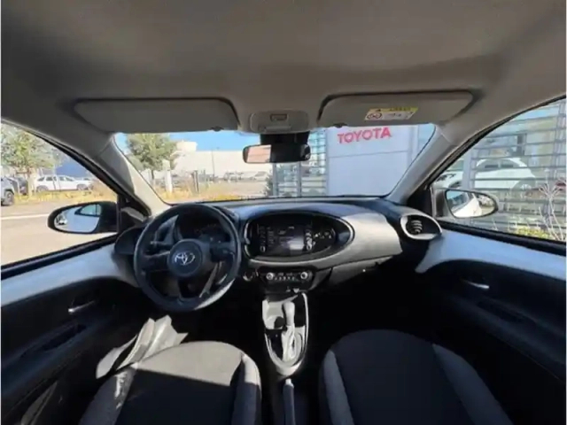 Toyota Aygo 1.0 vvt-i 72 dynamic cvt — photo 6