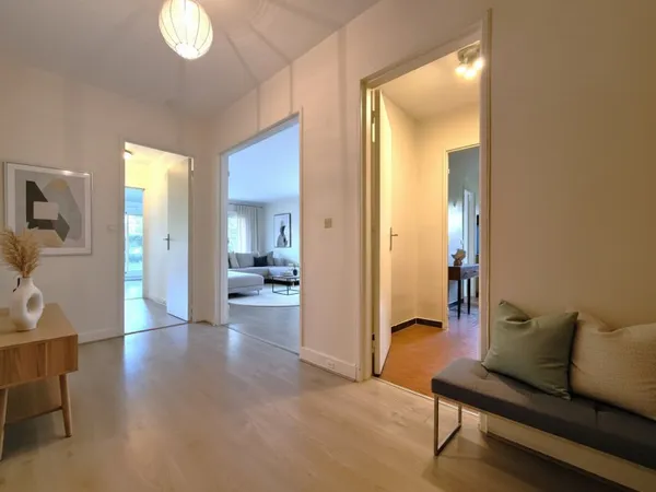 Vends appartement 107m² Saint-Germain-en-Laye - 5 pièces Rez-de-jardin