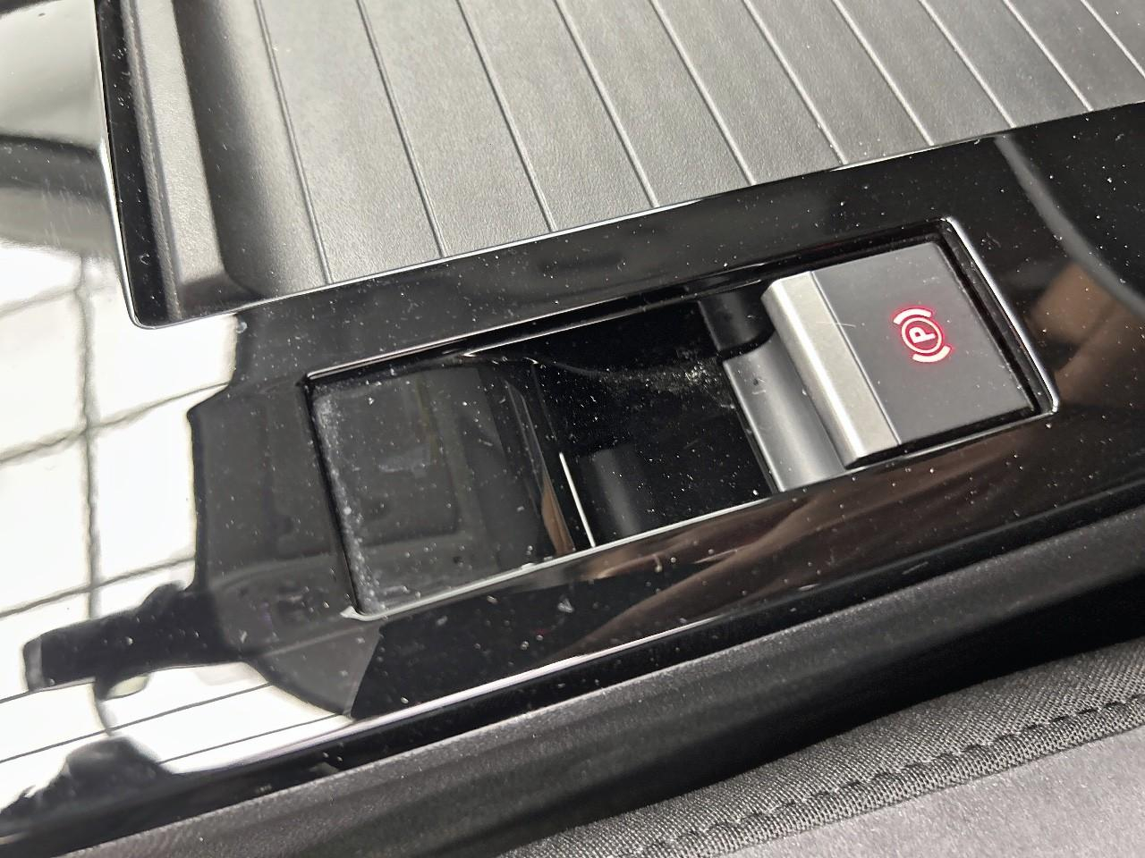 Citroën C4 puretech 130 s&s eat8 shine pack — photo 18