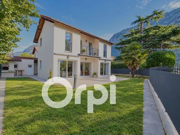 Maison 4 pièces 100 m²
