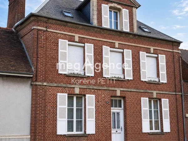 Maison de ville - 200 m² - au coeur de Beauvais !