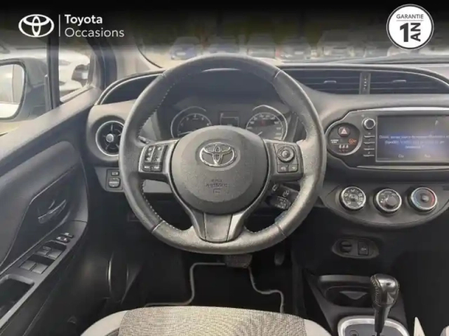Toyota Yaris 110 vvt-i design y20 cvt 5p my19 — photo 9