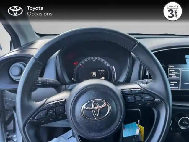 Toyota Aygo X 1.0 vvt-i 72ch dynamic my23 — photo 13